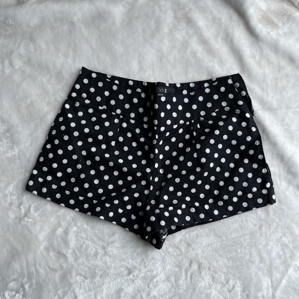 Linen shorts